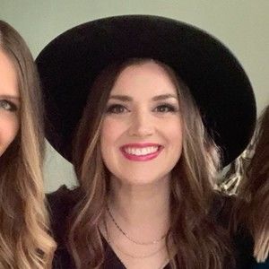 Meet your Posher, Alesa